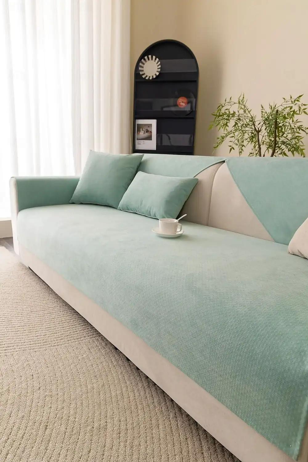 Waterproof Sofa Cover for Pets, Non-Slip Couch Protector, Anti-Scratch Furniture Cover, Washable Slipcover for All Seasons